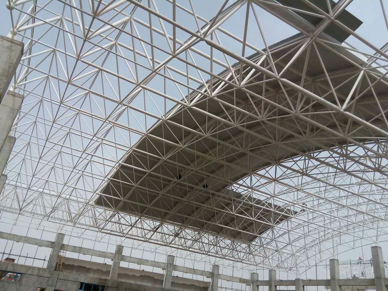 宜兴青岛一汽网架
